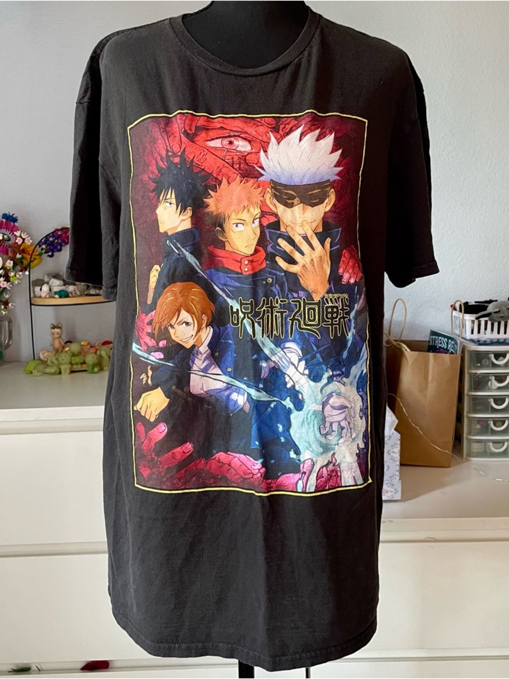 Black Jujutsu Kaisen Crunchyroll Graphic Tee Anime Print Adult Size Extra Large